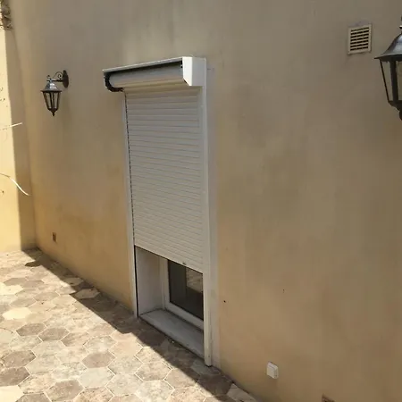Le D'auguste- Coeur De Nimes-chaleureux-emplacement Ideal Apartman *