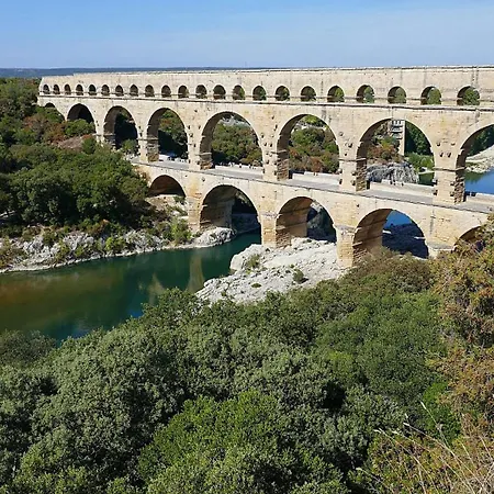 Appartement Le D'auguste- Cœur De Nîmes-chaleureux-emplacement Idéal