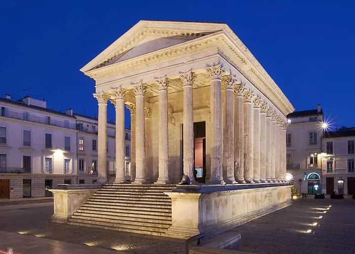 Lägenhet Le D'auguste- Coeur De Nimes-chaleureux-emplacement Ideal Nîmes