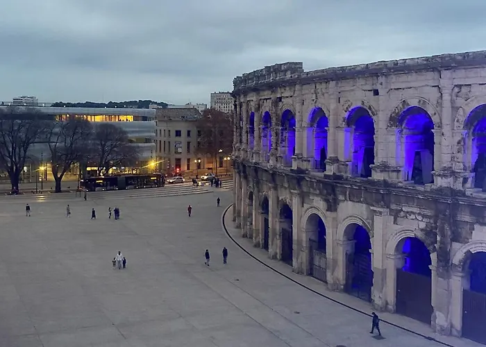 Lägenhet Le D'auguste- Coeur De Nimes-chaleureux-emplacement Ideal *